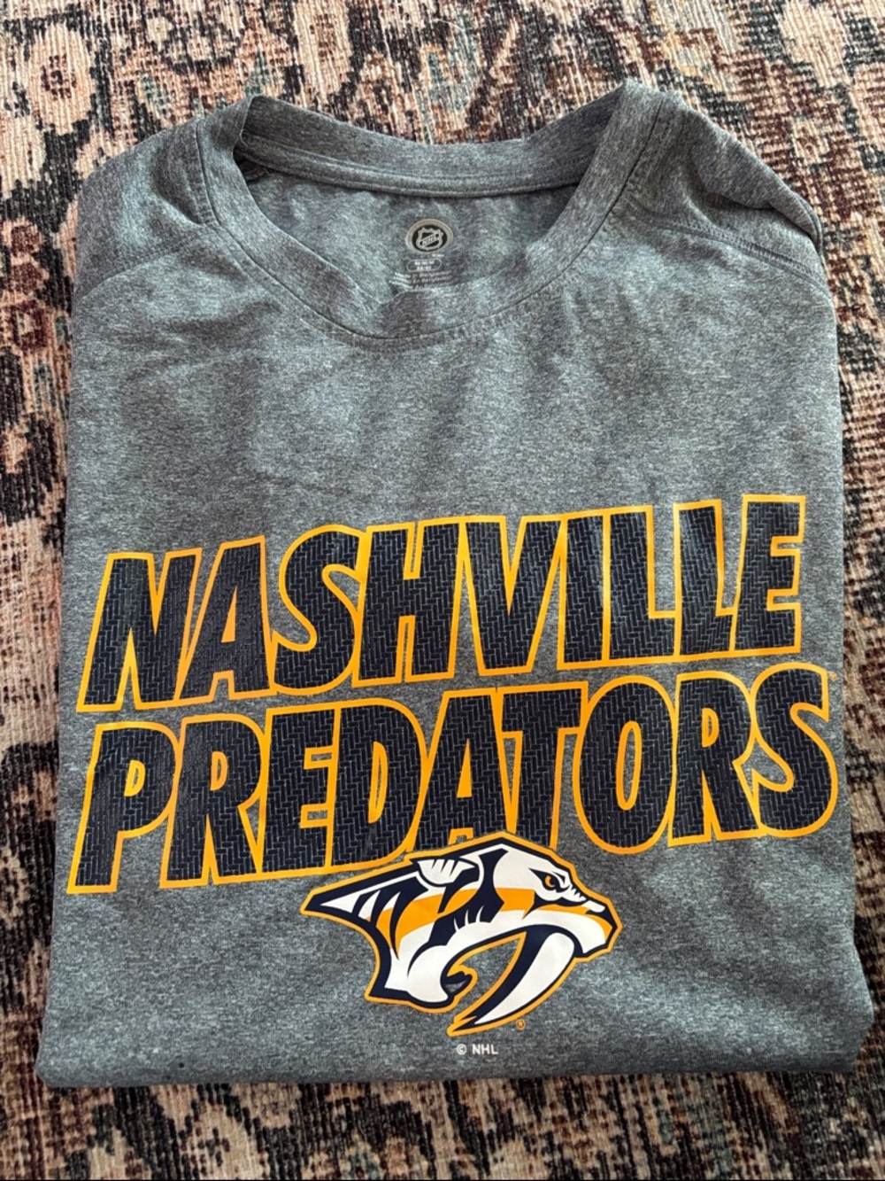 Nashville Predators Gray Short-Sleeve Tee with Team Logo